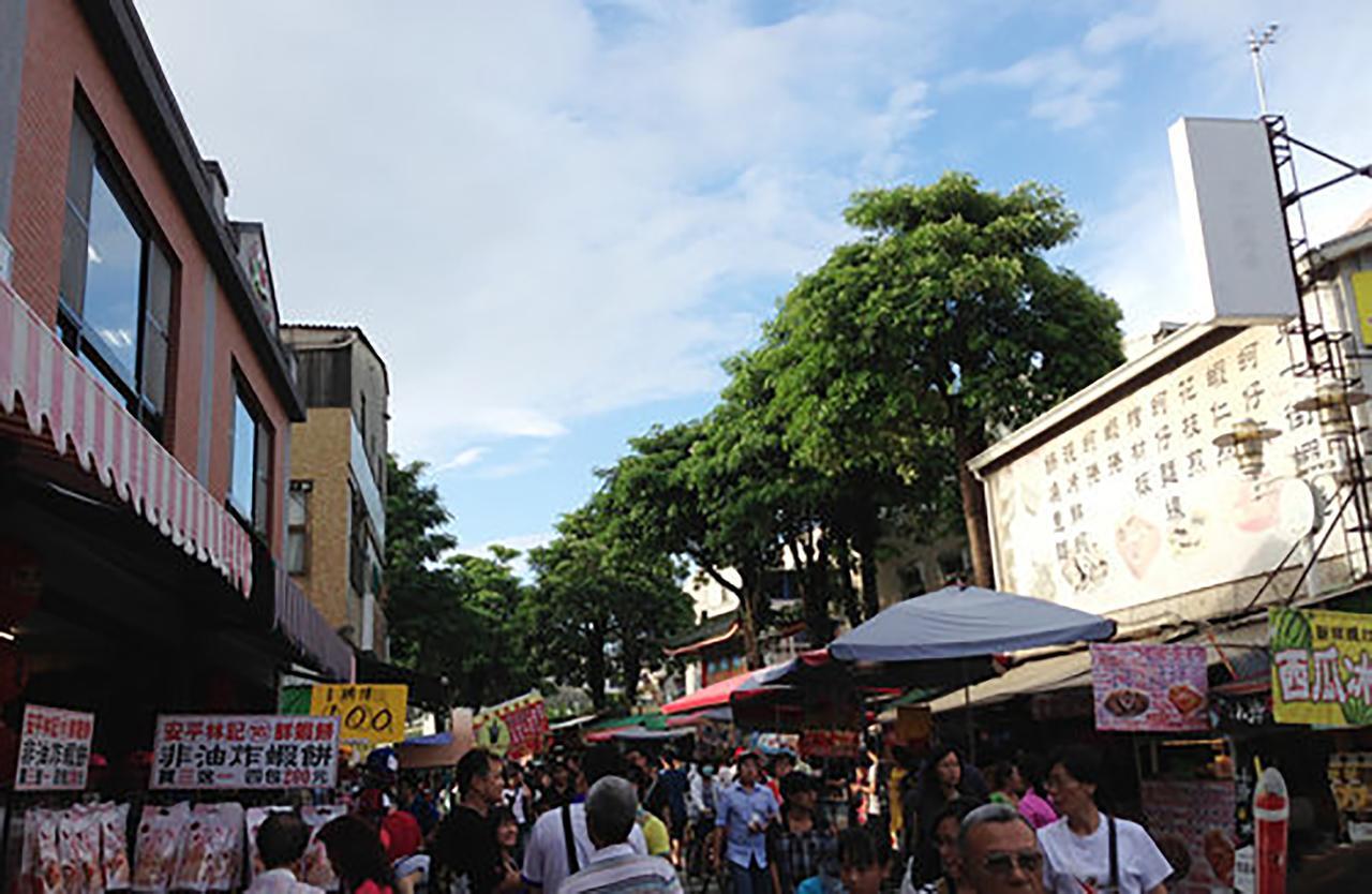 You Yueh Tainan Buitenkant foto